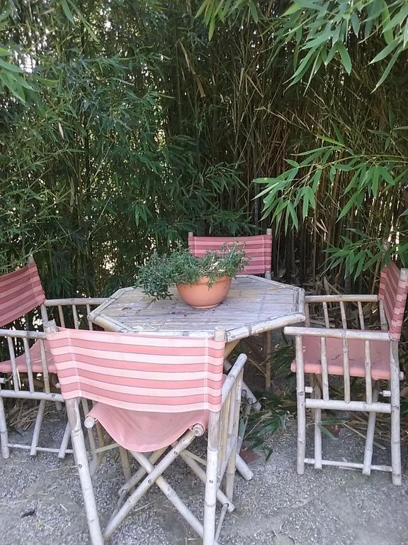 Casa Virgilio Acomodação com café da manhã Fosdinovo Exterior foto