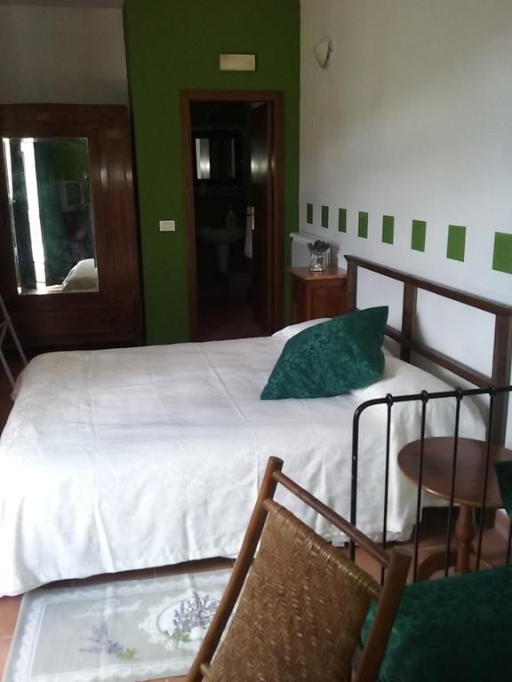 Casa Virgilio Acomodação com café da manhã Fosdinovo Exterior foto